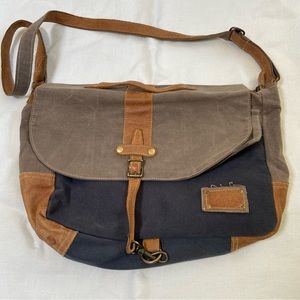 Myra Bag Crossbody Bag